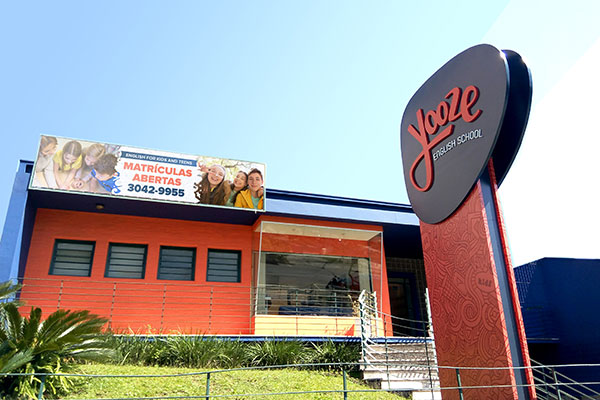 Yooze - Escola de inglês para crianças e adolescentes